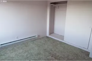 29820 Mary St, Gold Beach, OR 97444 - Photo 12