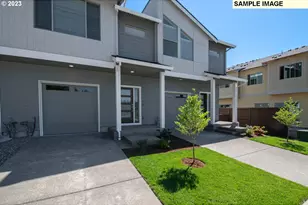 16818 SE Ardenwald Pk Ter, Happy Valley, OR 97086 - Photo 2