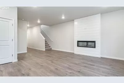 9463 SE Crystal Rose St, Happy Valley, OR 97086 - Photo 6