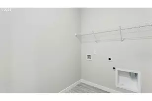 9463 SE Crystal Rose St, Happy Valley, OR 97086 - Photo 20