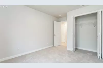 9463 SE Crystal Rose St, Happy Valley, OR 97086 - Photo 26