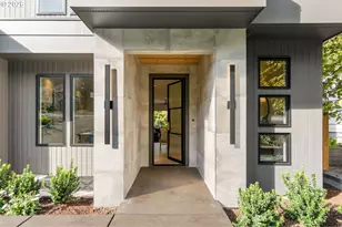 1225 Spruce St, Lake Oswego, OR 97034 - Photo 2