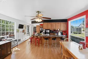 715 E 1st St, Coquille, OR 97423 - Photo 12