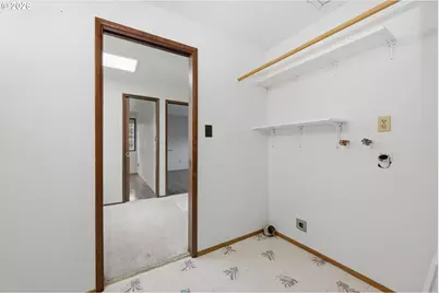 1365 Quaker St, Eugene, OR 97402 - Photo 36