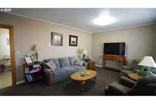 145 E Franklin Ave, Dayville, OR 97825 - Photo 18