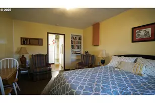 145 E Franklin Ave, Dayville, OR 97825 - Photo 6