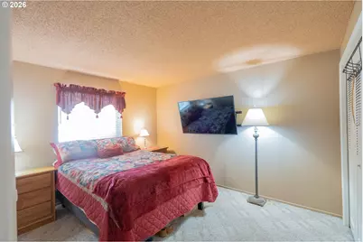5209 G St, Springfield, OR 97478 - Photo 12