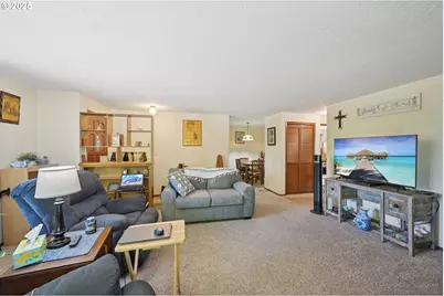 8050 SW 103rd Ave, Beaverton, OR 97008 - Photo 26