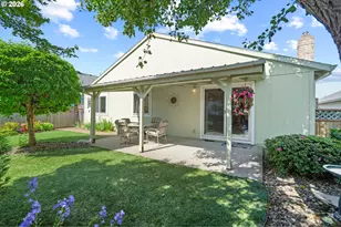 2210 NE 156th Ave, Portland, OR 97230 - Photo 22