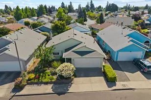 2210 NE 156th Ave, Portland, OR 97230 - Photo 22
