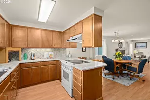 2210 NE 156th Ave, Portland, OR 97230 - Photo 8