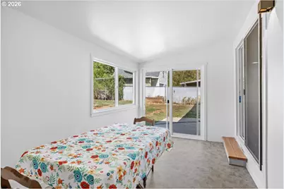 1202 NE A St, Grants Pass, OR 97526 - Photo 12
