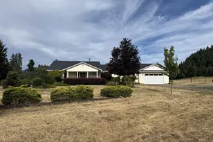221 Foster Ln, Roseburg, OR 97470 - Photo 48