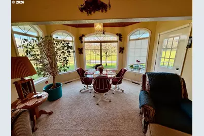 221 Foster Ln, Roseburg, OR 97470 - Photo 16