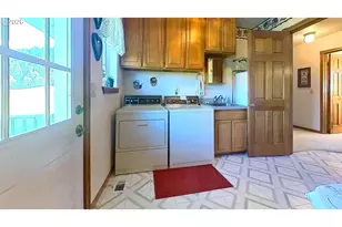 221 Foster Ln, Roseburg, OR 97470 - Photo 30