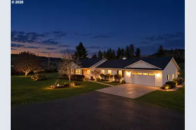 221 Foster Ln, Roseburg, OR 97470 - Photo 1