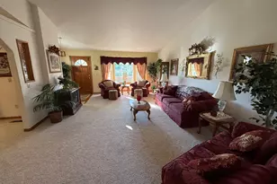221 Foster Ln, Roseburg, OR 97470 - Photo 12