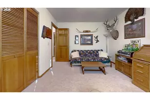 221 Foster Ln, Roseburg, OR 97470 - Photo 28