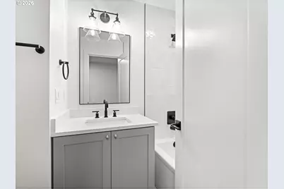 11080 SW 61st Ave, Portland, OR 97219 - Photo 10