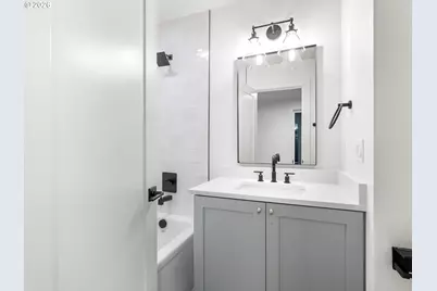 11080 SW 61st Ave, Portland, OR 97219 - Photo 18