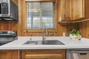 691 SE Jetty Ave, Lincoln City, OR 97367 - Photo 8