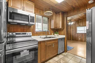 691 SE Jetty Ave, Lincoln City, OR 97367 - Photo 10