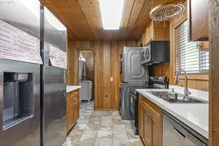 691 SE Jetty Ave, Lincoln City, OR 97367 - Photo 6