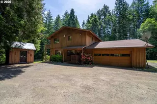 99104 Lone Pine Ln, Myrtle Point, OR 97458 - Photo 2