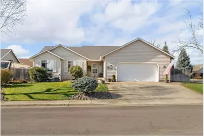303 Ashwood St, Sutherlin, OR 97479 - Photo 42