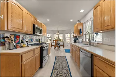 303 Ashwood St, Sutherlin, OR 97479 - Photo 24