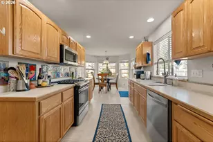 303 Ashwood St, Sutherlin, OR 97479 - Photo 24