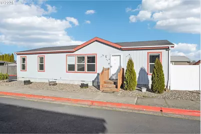 1015 Oak St #62, Silverton, OR 97381 - Photo 1