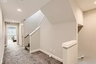 7890 NW Crossvine St, Portland, OR 97229 - Photo 20