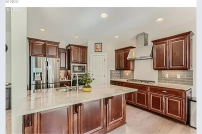 7890 NW Crossvine St, Portland, OR 97229 - Photo 8