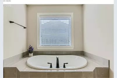 7890 NW Crossvine St, Portland, OR 97229 - Photo 14
