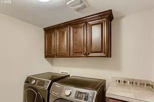 7890 NW Crossvine St, Portland, OR 97229 - Photo 22