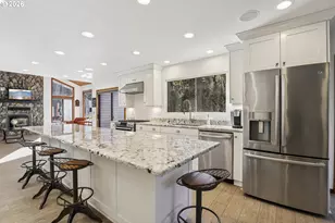 928 Barger St, Silverton, OR 97381 - Photo 10