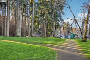 928 Barger St, Silverton, OR 97381 - Photo 46