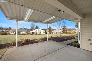 2013 NE 158th Pl, Portland, OR 97230 - Photo 22