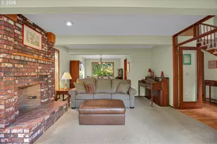 6401 SW Dolph Dr, Portland, OR 97219 - Photo 14