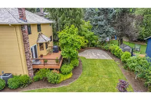 6401 SW Dolph Dr, Portland, OR 97219 - Photo 44