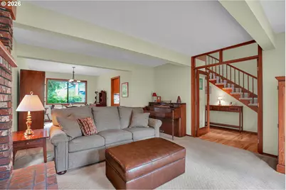 6401 SW Dolph Dr, Portland, OR 97219 - Photo 12