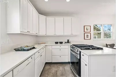 4520 SE 36th Ave, Portland, OR 97202 - Photo 8