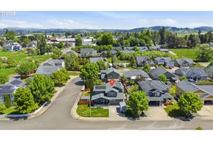125 Redwood St, Yamhill, OR 97148 - Photo 2