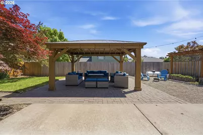 125 Redwood St, Yamhill, OR 97148 - Photo 32