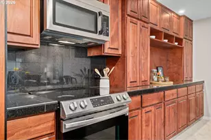 45 Eagle Crest Dr, Lake Oswego, OR 97035 - Photo 14