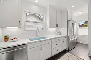 5615 NE 14th Ave, Portland, OR 97211 - Photo 8