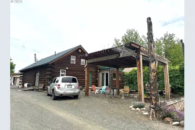 150 Schoolhouse Dr, Dayville, OR 97825 - Photo 2