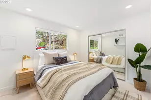 859 SW Broadway Dr, Portland, OR 97201 - Photo 8