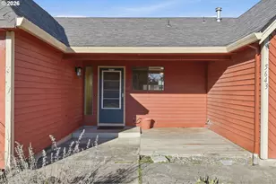 5643 SE Sierra St, Hillsboro, OR 97123 - Photo 2